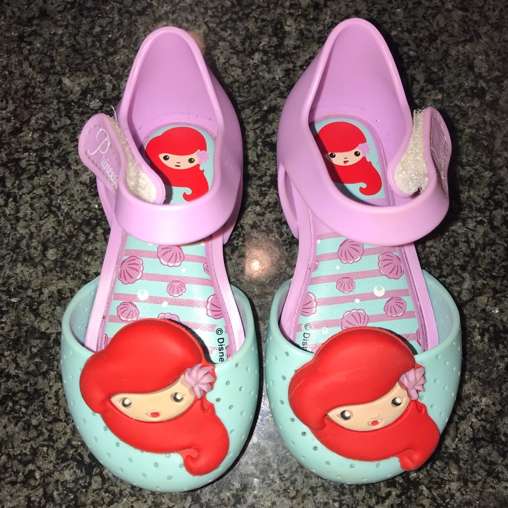 Disney Ariel little mermaid Grendene Kids size 5
